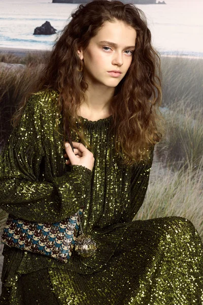 Look 4